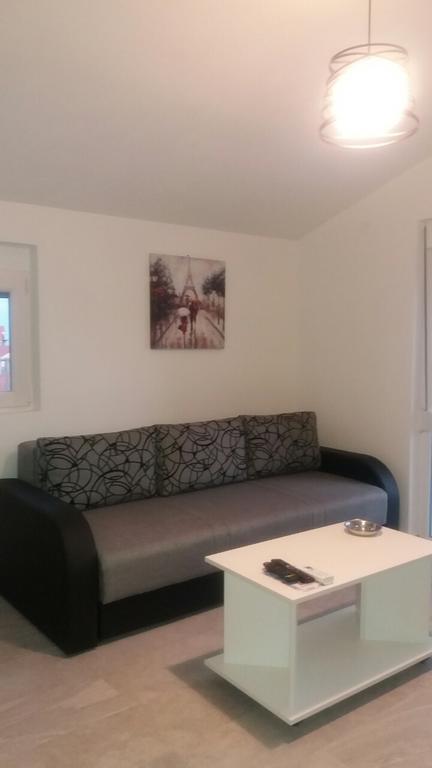 Apartment Vila Mirela Krimovica Exteriör bild