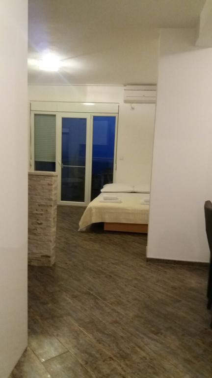 Apartment Vila Mirela Krimovica Exteriör bild