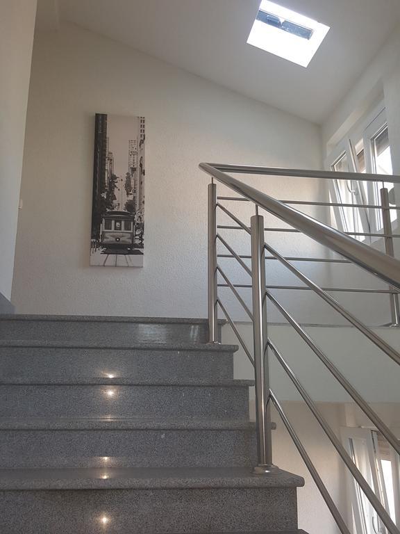 Apartment Vila Mirela Krimovica Exteriör bild